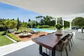 4-Schlafzimmer-Villa 329 m² Marbella, Spanien