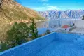 Villa de 4 dormitorios 300 m² Kostanjica, Montenegro