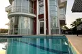 5 bedroom apartment 250 m² Serik, Turkey