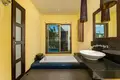 Villa mit 2 Schlafzimmern 90 m² Rawai, Thailand