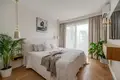 Mieszkanie 3 pokoi 95 m² Warszawa, Polska