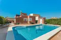 Haus 4 Zimmer 164 m² Torrevieja, Spanien