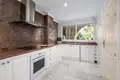 Mieszkanie 2 pokoi 141 m² Marbella, Hiszpania