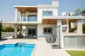 4 bedroom Villa 285 m² koinoteta agiou tychona, Cyprus