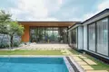Wohnkomplex Complex of villas with swimming pools and gardens near beaches, Phuket, Thailand