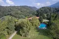 3 bedroom house 1 500 m² Lombardy, Italy