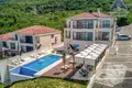 4 bedroom Villa 450 m² Rijeka-Rezevici, Montenegro