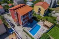 Hotel 460 m² Kastel Luksic, Kroatien