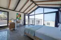 5 bedroom villa 240 m², All countries