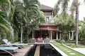 Вилла 2 спальни  Денпасар, Индонезия