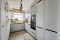 Commercial property 2 rooms 48 m² in Warsaw, Poland