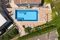 Villa 12 habitaciones 507 m² Dobrota, Montenegro