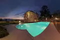 Villa 10 bedrooms 1 300 m² Luino, Italy