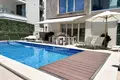 5 bedroom house 400 m² Becici, Montenegro