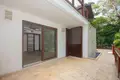 Дом 6 спален 385 м² Coxen Hole, Гондурас