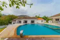 Villa 10 bedrooms 800 m² Phuket, Thailand