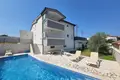 8 bedroom House 200 m² Pecurice, Montenegro