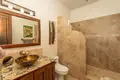 Дом 5 спален 697 м² West Bay, Гондурас
