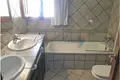 Villa 12 Schlafzimmer 80 m² Esparreguera, Spanien