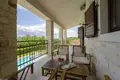 Villa de tres dormitorios 216 m² Peroj, Croacia