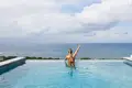 1 bedroom condo 74 m² West Bay, Honduras