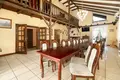 Квартира 1 700 м² Збоншинь, Польша