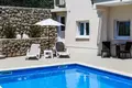Villa de 7 dormitorios 380 m² Ika, Croacia