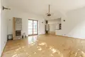 Haus 5 Zimmer 300 m² Warschau, Polen