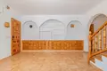 Villa de tres dormitorios 130 m² Alfaz del Pi, España