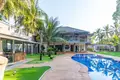 6-Schlafzimmer-Villa 548 m² Siem Reap, Kambodscha