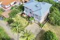 Дом 7 спален 604 м² West Bay, Гондурас