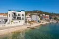 5 bedroom villa 330 m² Trogir, Croatia