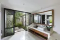 villa de 5 dormitorios 750 m² Ungasan, Indonesia