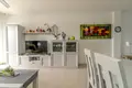 Mieszkanie 2 pokoi 76 m² Orihuela, Hiszpania