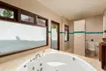 Villa 4 chambres 528 m² Choeng Thale, Thaïlande