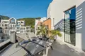 2 bedroom apartment 179 m² Tivat, Montenegro