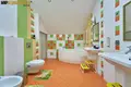 Cottage 340 m² Barawlyany, Belarus