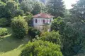 Villa 450 m² Arona, Italia