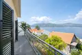 Villa de tres dormitorios 147 m² Tivat, Montenegro