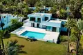 Villa de 4 dormitorios 430 m² Estepona, España