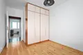 Квартира 3 комнаты 76 м² Варшава, Польша