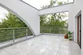Квартира 3 комнаты 85 м² в Варшаве, Польша