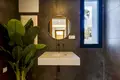 4-Schlafzimmer-Villa 230 m² Marbella, Spanien