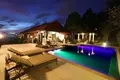 villa de 5 dormitorios 630 m² Phuket, Tailandia