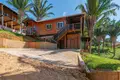 4 bedroom house 163 m² West End, Honduras
