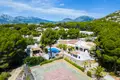 4-Schlafzimmer-Villa 358 m² Altea, Spanien