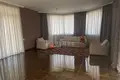 9-Zimmer-Villa 900 m² Tiflis, Georgien