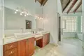 Дом 4 спальни 521 м² West Bay, Гондурас