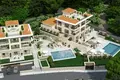 Casa 6 habitaciones 600 m² Rijeka-Rezevici, Montenegro