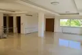 Mieszkanie 5 pokojów 381 m² Społeczność St. Tychon, Cyprus